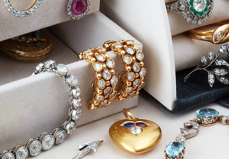 Top 10 Jewelry Brands Loved by Celebrities in 2025